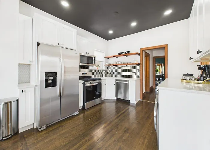 Apartamento Wrigleyville Gem With Hidden Bar & Vintage Charm Chicago